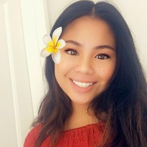 Meet your Posher, Amelia